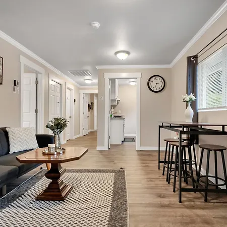Judkins Guesthouse - Close To Downtown